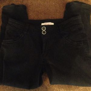 Candie's Black Capri's